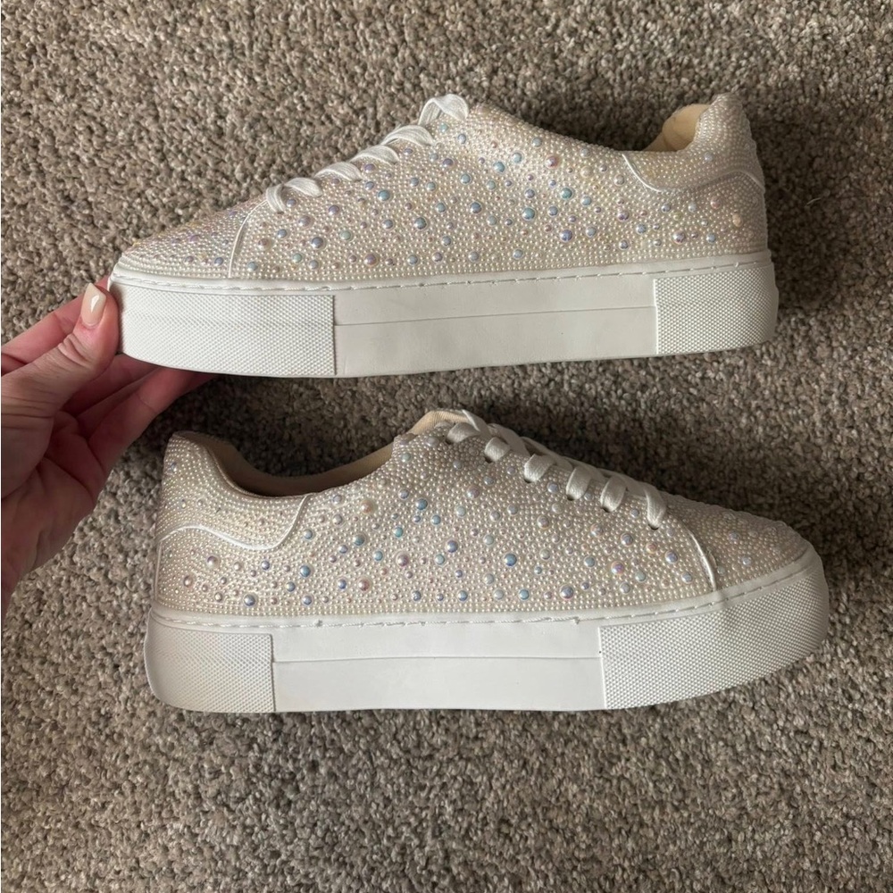 Betsey Johnson Sidny Pearl Sneakers